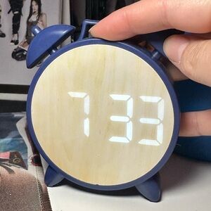 Small Desk Clock